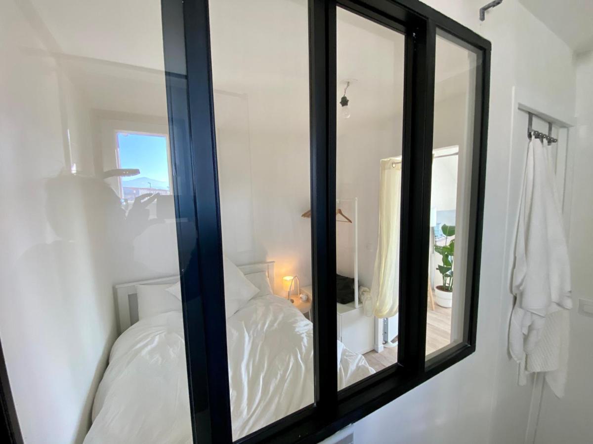 סן סיפריאן Appartement Entre La Lagune Et La Mer Avec Piscine, Direct Plage, Vue Partielle Mer מראה חיצוני תמונה